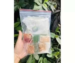 Bánh tráng phơi sương ủ lá chuối muối nhuyễn ớt rim mật ong tắc 100g